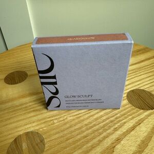 SAIE Glow Sculpt in Quartz Glow